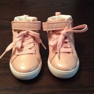 Carter’s toddler tennis shoes